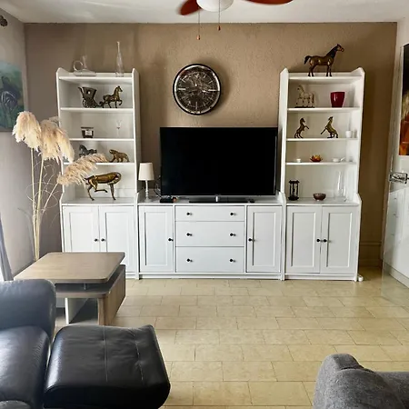 Holiday home Maison - 6 Pers - 2 Terrasses - 3 Ch - Histoire De Cles